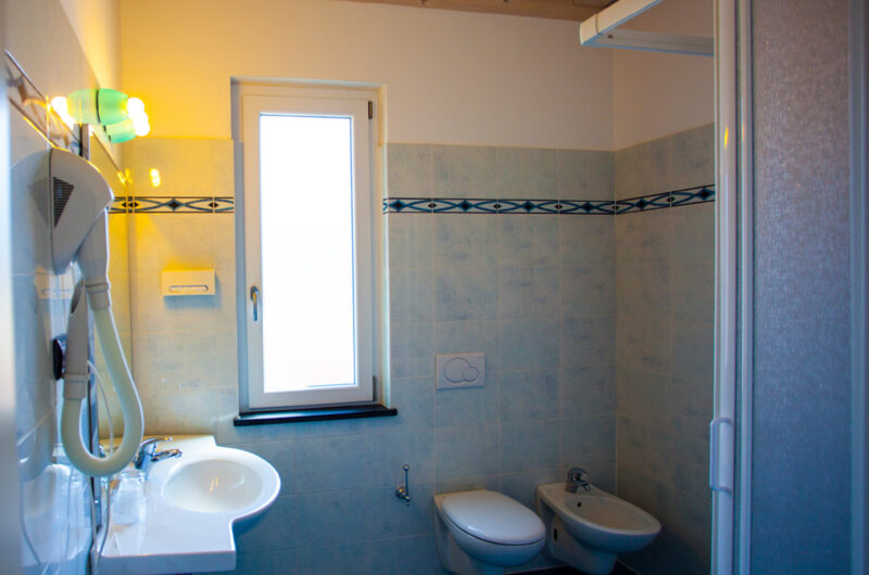 IMG_0298-camera tripla